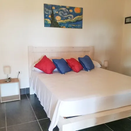 Masseria Borgo Monaci بيت ضيافة