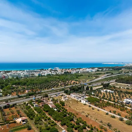 Guest house Masseria Borgo Monaci -