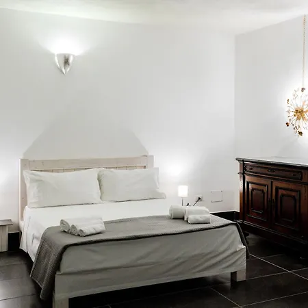 Affittacamere Masseria Borgo Monaci - *