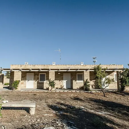 Masseria Borgo Monaci - Gæstehus *